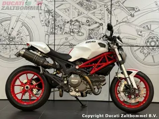 Ducati MONSTER 796 ABS (bj 2011)