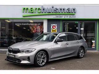 BMW 3-serie Touring 320i High Executive Edition / LEDER / LED / MAXTON