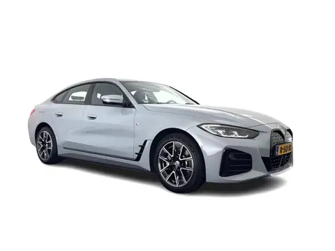 BMW i4 eDrive40 84 kWh [ 3-Fase ] (INCL.BTW) *LEATHER-MICROFIBRE | FULL-LED | ADAPTIVE-CRUISE | HEAT