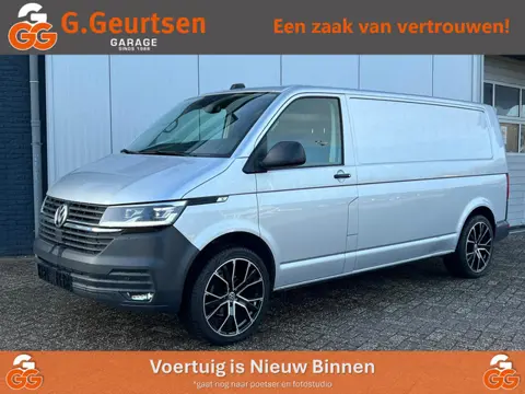 Volkswagen Transporter 2.0 TDI L2H1 30 Comfortline Camera, LED, ACC, Stoelverwarming