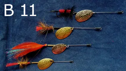 sets van 4 stuks Ultra Light Baars - Snoekspinners met vlieg voor de 3 - 5 grams spinhengel