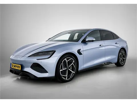 BYD Seal Design RWD 82.5 kWh | 19" LMV | Zwart-leder | Stoelgeheugen | 15,6 " Multimediascherm |