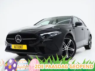 Mercedes-Benz A-Klasse 250 e Luxury Line | Panoramadak | Sfeerlicht | Camera | Keyless | Zwarte Heme