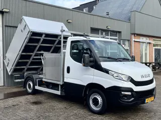 Iveco Daily 35S14N 3.0 345 Kipper Trekhaak 3500kg trekgewicht 3-Persoons Gereedschapskist Open laadb