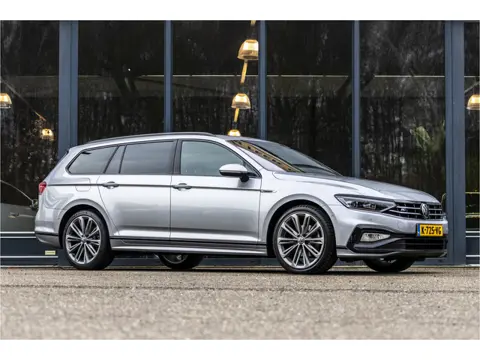 Volkswagen Passat Variant 2.0 TSI R-Line Business + panoramadak