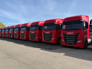 Iveco S-WAY 460 LNG, 11 IN STOCK, INTARDER (bj 2021)
