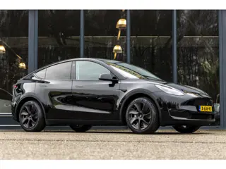 Tesla Model Y Long Range AWD 75 kWh (bj 2023, automaat)