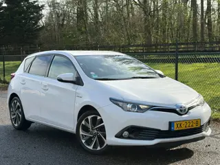 Toyota Auris 1.8 Hybrid Dynamic /Carplay/Trekhaak/Camera/Automaat/