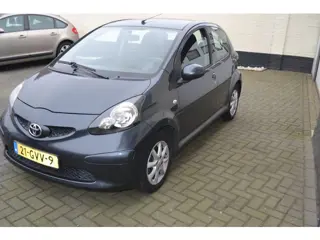 Toyota Aygo 1.0-12V + Hele Nette 5drs/Airco/CV