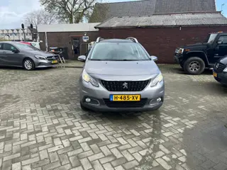 Peugeot 2008 1.2 PureTech Blue Lion automaat navi elec ramen panodak