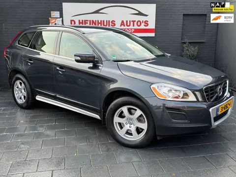 Volvo XC60 2.0T Momentum AUTOMAAT