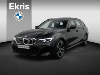 BMW 3 Serie Touring 320e M Sportpakket | Innovation Pack | Comfort Pack | Entertainment Pack | Stuur