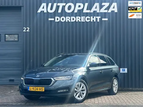 Skoda Octavia Combi 1.0 e-TSI Business Edition