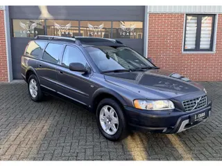 Volvo XC70 2.5 T Summum 1e eigenaar Schuif/kanteldak