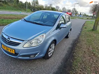 OPEL Corsa Een heel mooi met Cuis control