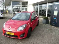 Renault Twingo 1.2-16V 75PK Collection AIRCO/ PRIVACY GLAS ACHTER/ SPOILER/ STRIPING/ 4 SEIZOENSBAND