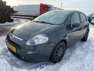 Fiat Punto Evo 2011 * 1.4-16V Multiair Emotion * EXPORT / HANDEL MOTOR PROBLEM !!