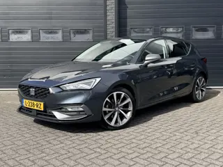 SEAT Leon 1.5 eTSI 150PK Automaat FR Launch Edition | Cruise | Camera | Winterpakket | Carplay | €19