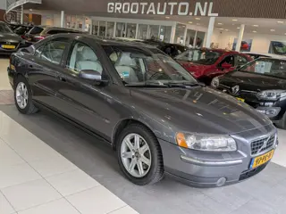 Volvo S60 2.4 T5 Summum Automaat Airco, Cruise Control, Trekhaak, Leder, Stuurbekrachtiging