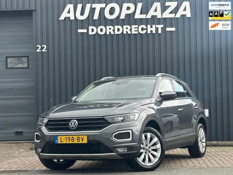 Volkswagen T-Roc 1.5 TSI Sport VIRTUAL | NAVI