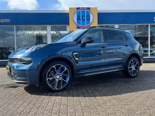 Lynk & Co 01 1.5 261pk PHEV 7DCTH | Orig.NL | PanoramaDak | 360 graden Camera | Carplay |