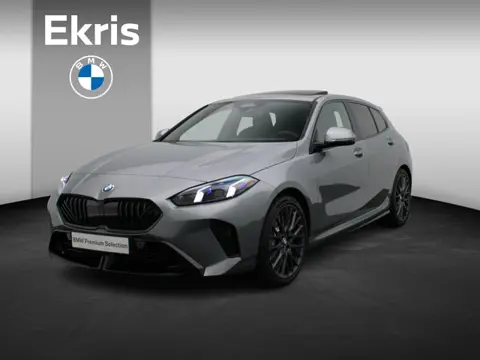 BMW 1 Serie 120 M Sportpakket Pro | Premium Pack | Comfort Access | Panoramadak | Driving Assistant 