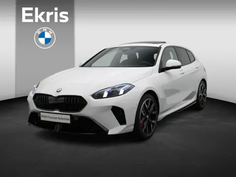 BMW 1 Serie 120 M Sportpakket Pro | Premium Pack | Stuurwielrand Verwarmd | Panoramadak | Driving As