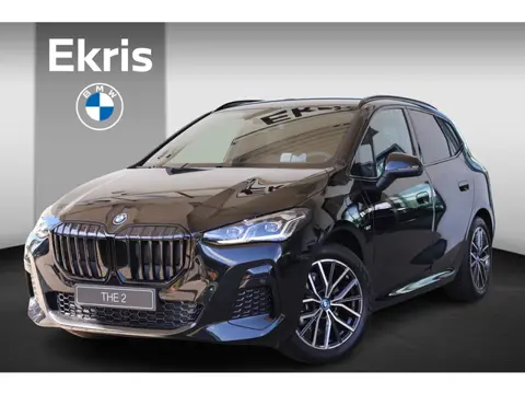 BMW 2-serie Active Tourer 225e xDrive | M Sportpakket | Stoelen Elektrisch Verstelbaar met Massage |