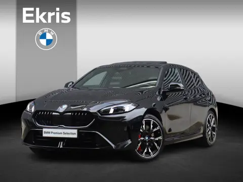 BMW 1-serie 120 | M Sportpakket Pro | Panodak | Harman Kardon | Driving Assistant | Achteruitrijcame