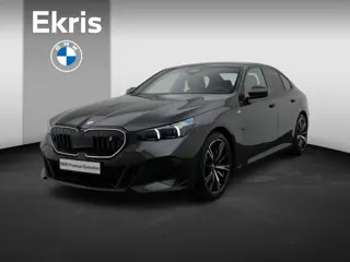 BMW i5 Sedan eDrive40 M Sportpakket Pro | M Sport Edition | Travel Pack | Comfort Pack | Trekhaak | 
