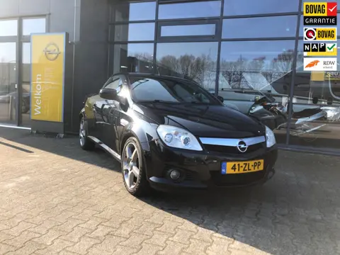 Opel Tigra TwinTop 1.8-16V Temptation CABRIO