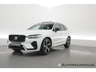 Volvo XC60 2.0 T8 Plug-in hybrid AWD Plus Dark | Luchtvering | Pano | Memory | 360cam | H&K Audio | 