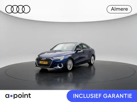 Audi A3 Limousine 35 TFSI Business edition 150PK S-tronic | Panorama dak | Trekhaak | Clima | Parkee