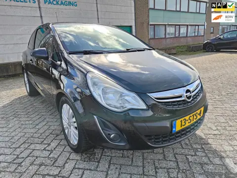 Opel Corsa 1.2-16V Cosmo
