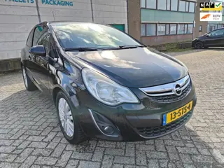 Opel Corsa 1.2-16V Cosmo