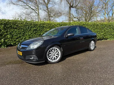 Opel Vectra GTS 1.8-16V Executive