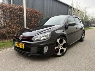 Volkswagen Golf 2.0 GTI / AUTOMAAT / LEER / NAVI / CRUISE / STOELVERWARMING