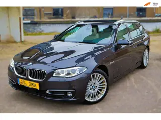 BMW 5-serie Touring 528i Luxury Edition NAP Pano Leer HUD Full Option
