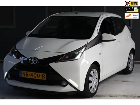 Toyota Aygo 1.0 VVT-i x-play