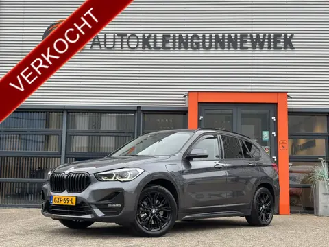 BMW X1 xDrive25e Business Edition Plus / PHEV / Winterset op velg / Camera / Navi / Trekhaak Afneemb