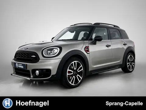 Mini Mini Countryman 1.5 John Cooper Works| Schuifdak | Camera | HarmanKardon | Navigatie | Adaptive
