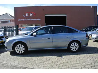 Opel Vectra GTS 1.8-16V Executive airco automaat inruil mogelijk nap