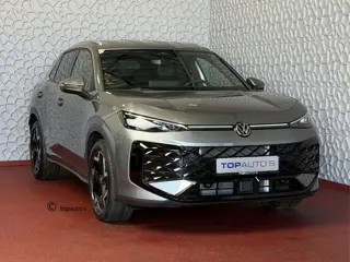 Volkswagen T-Roc 1.5 eTsi 150PK R-LINE EDITION VW.TREKHAAK BLACK STYLE IQ LED/GRIL/LOGO STOEL/STUUR.