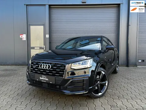Audi Q2 40 TFSI quattro 3x S-Line PANO ACC CAMERA B&O KEYLESS