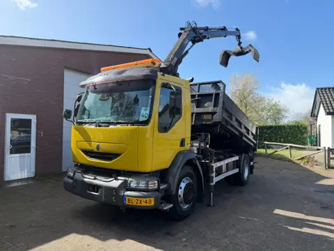Renault MIDLUM 220-18 / HIAB 088HIDUO-2 / Driezijdige Kipper / Hydraulische Kleppen / 114.187 Km