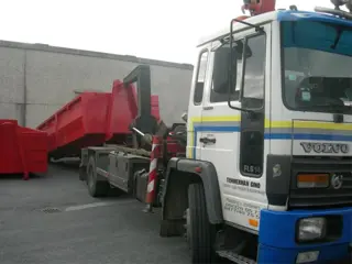 OPKOOP van oud ijzer en autowrakken 0477/40.75.51