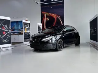 Seat Ibiza SC 1.4 TSI Cupra Bocanegra