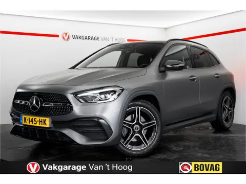 Mercedes-Benz GLA 180 Business Solution AMG Night Matte Metalic! Ambient light