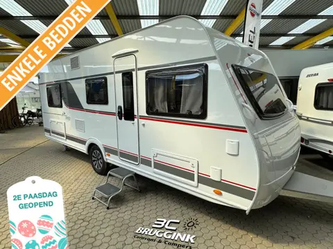 Bürstner Premio Limited 530 TL - ENKELE BEDDEN