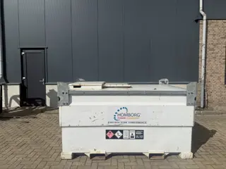 Western IBC 3000 liter Western Dieseltank Milieutank met handpomp